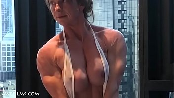 Big Muscles Girl 75
