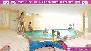 VRBangers Com Five Hot Russian Girls Share One Cock
