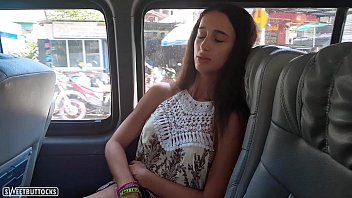 Beautiful Teen Fingering Narrow Pussy In The Car