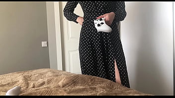 Step Sister Couldn T Masturbate With Gamepad And Replaced It With Her StepBrother S Cock