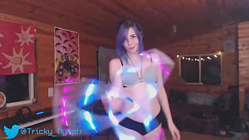 Clumsy Camgirl Breaks A Lightbulb While Practicing Her Triquetra Flow